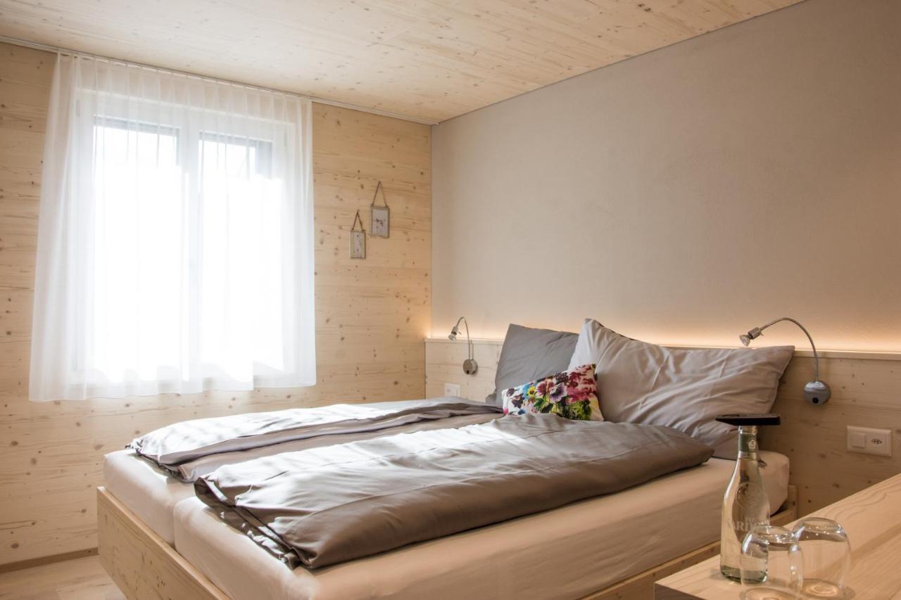 Kronelodge - Self-Check-In Hotel Mosnang Екстериор снимка
